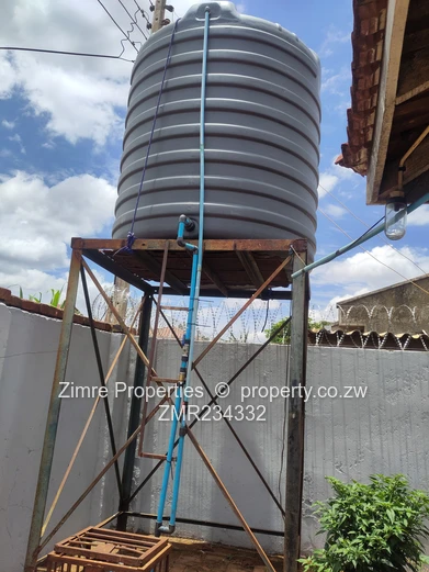 Six bedroom house to let