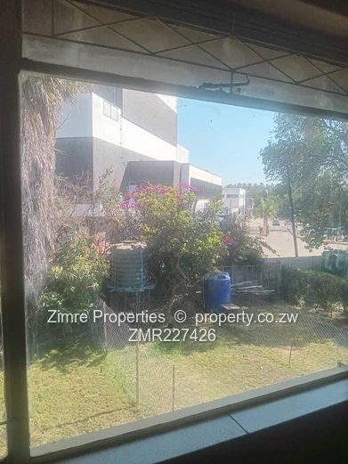 TWO BED DUPLEX FLAT  Behind AVONDALE FLEE MARKET 